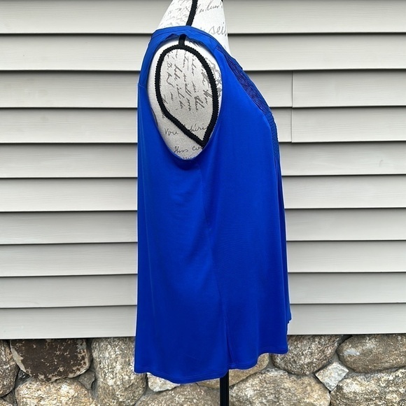 Cable & gauge Angelfish Blue Sleeveless Pleat Front Blouse - Picture 5 of 13